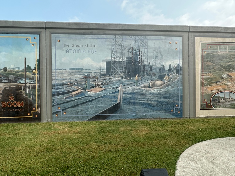 mural in Paducah by artist Robert Dafford.