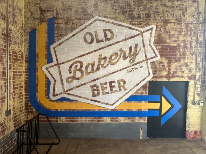 mural in Alton by artist unknown.