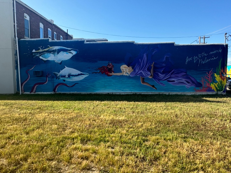 mural in Topeka by artist unknown.