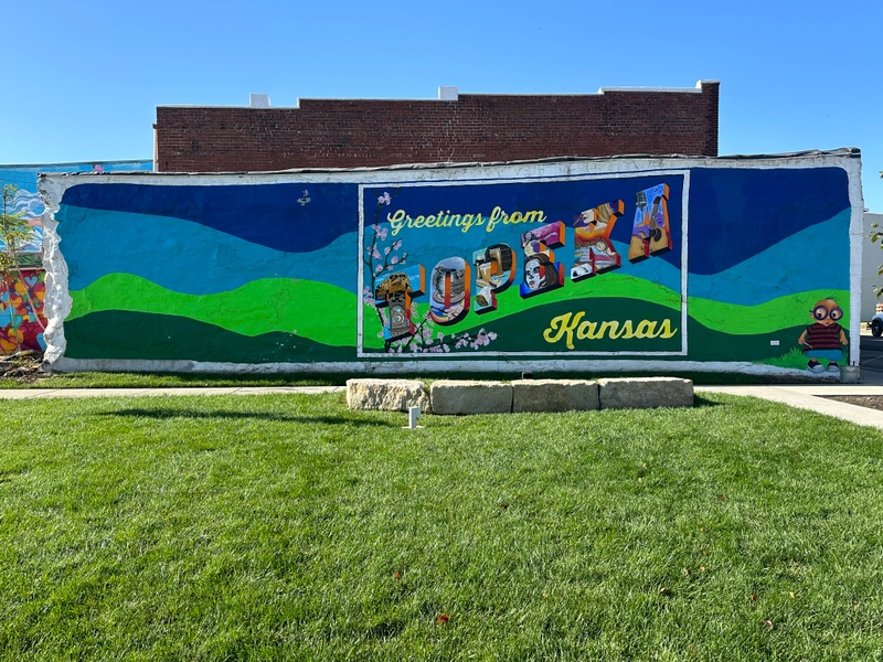 mural in Topeka by artist unknown.