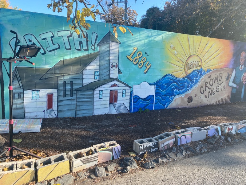 mural in by artist unknown.