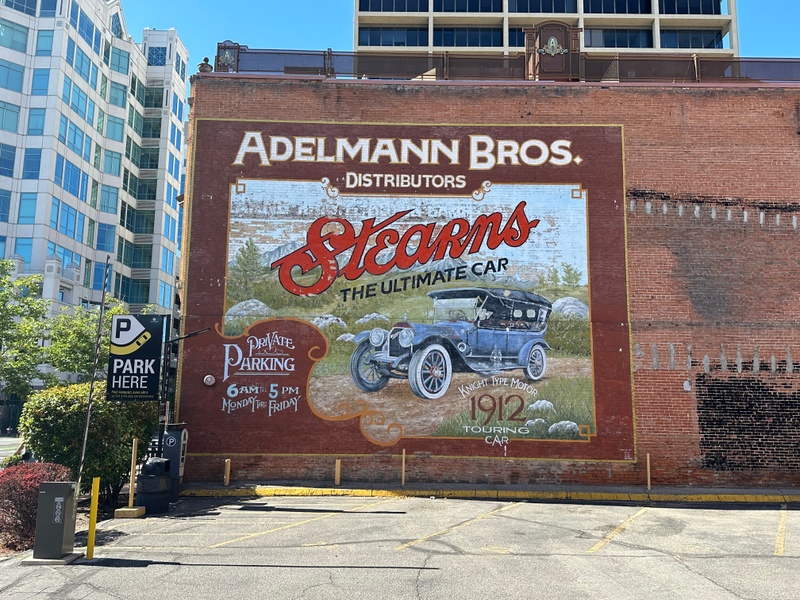 mural in Boise by artist unknown.