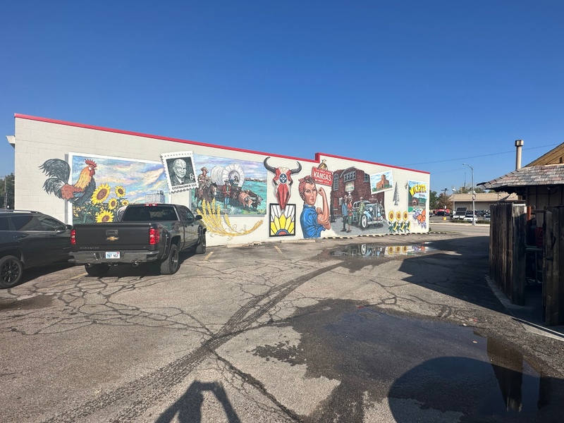 mural in Wichita by artist unknown.