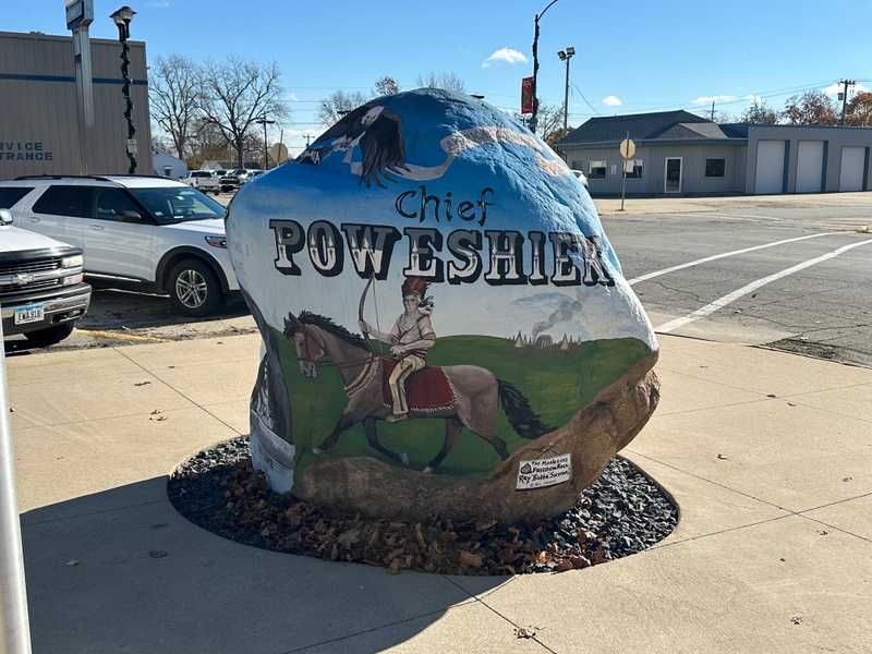 mural in Montezuma by artist unknown.