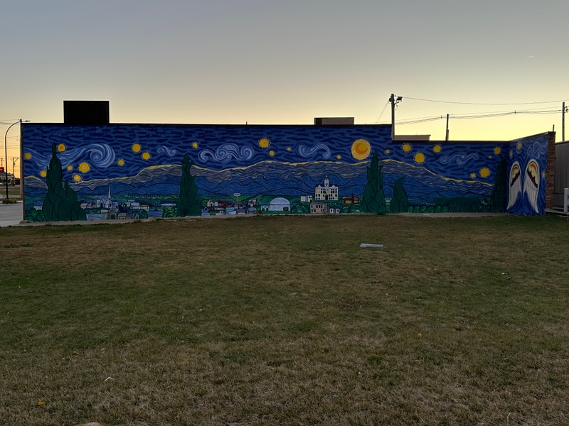 mural in Marshalltown by artist unknown.