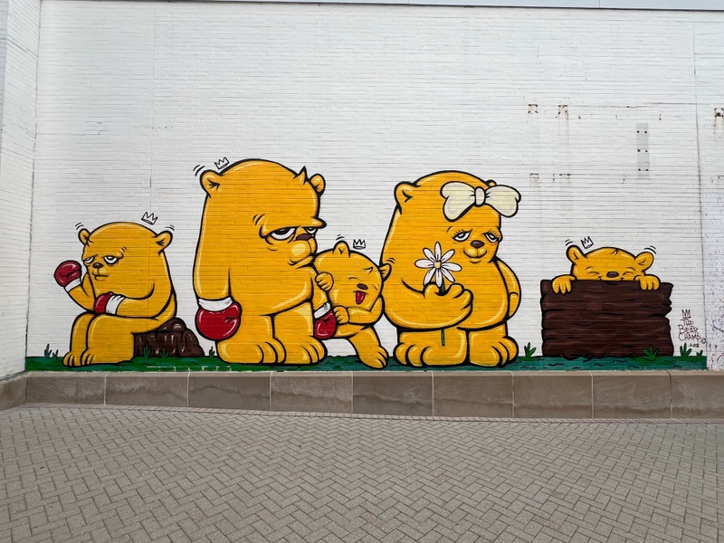 mural in Skokie by artist The Bear Champ.