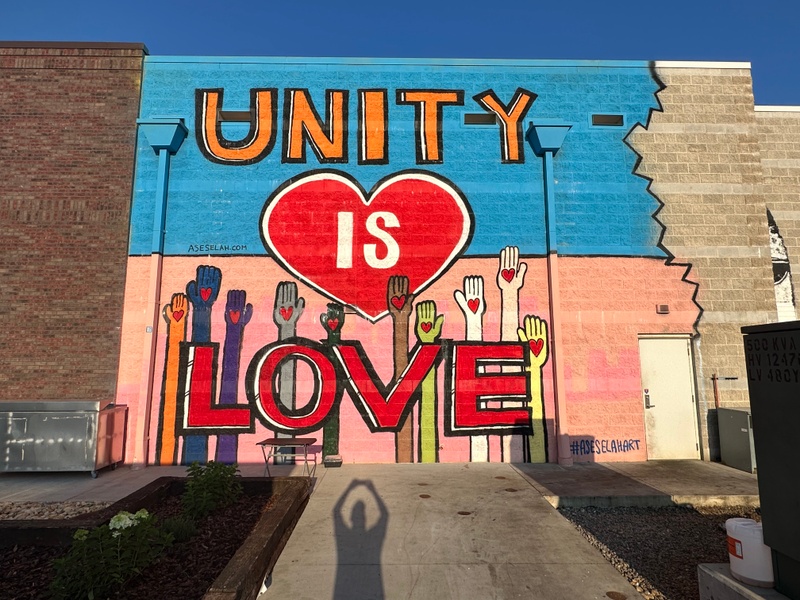 mural in Huntsville by artist unknown.