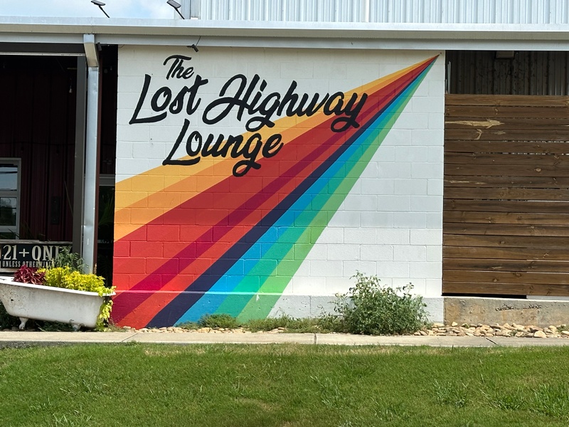 mural in Huntsville by artist unknown.