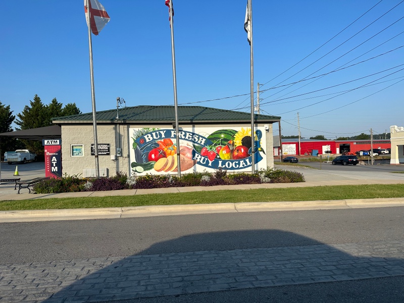 mural in Cullman by artist unknown.