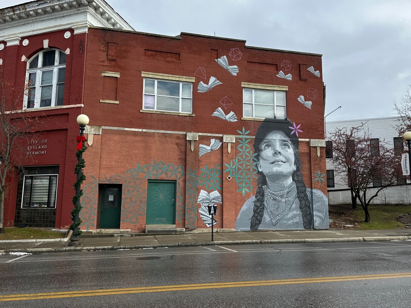 mural in Rutland by artist unknown.