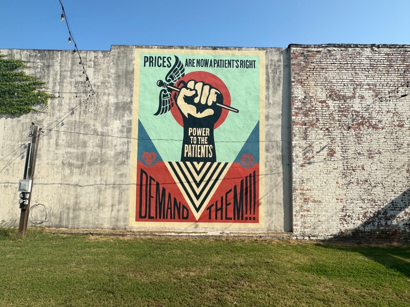 mural in Clarksdale by artist unknown.
