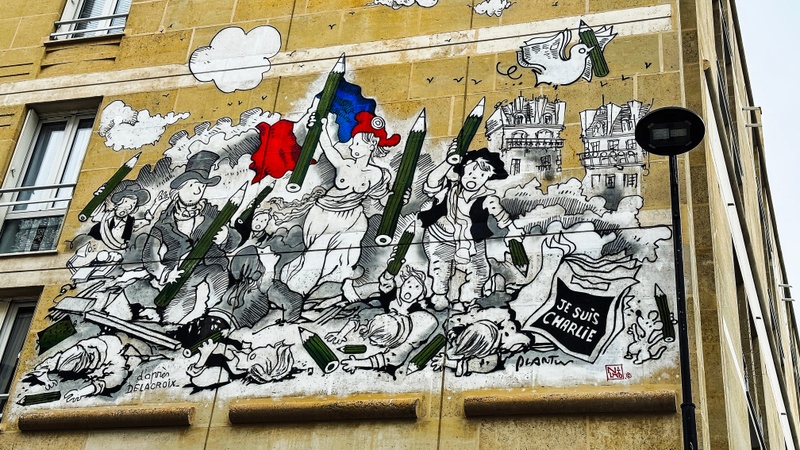 mural in Paris by artist unknown.