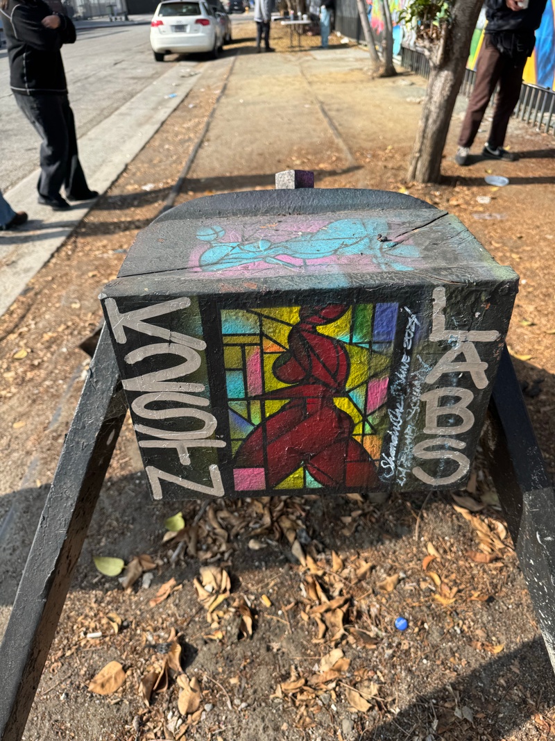 mural in Los Angeles by artist ShanduskiOne.