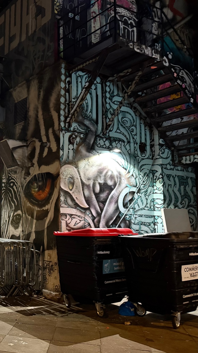 mural in by artist unknown.