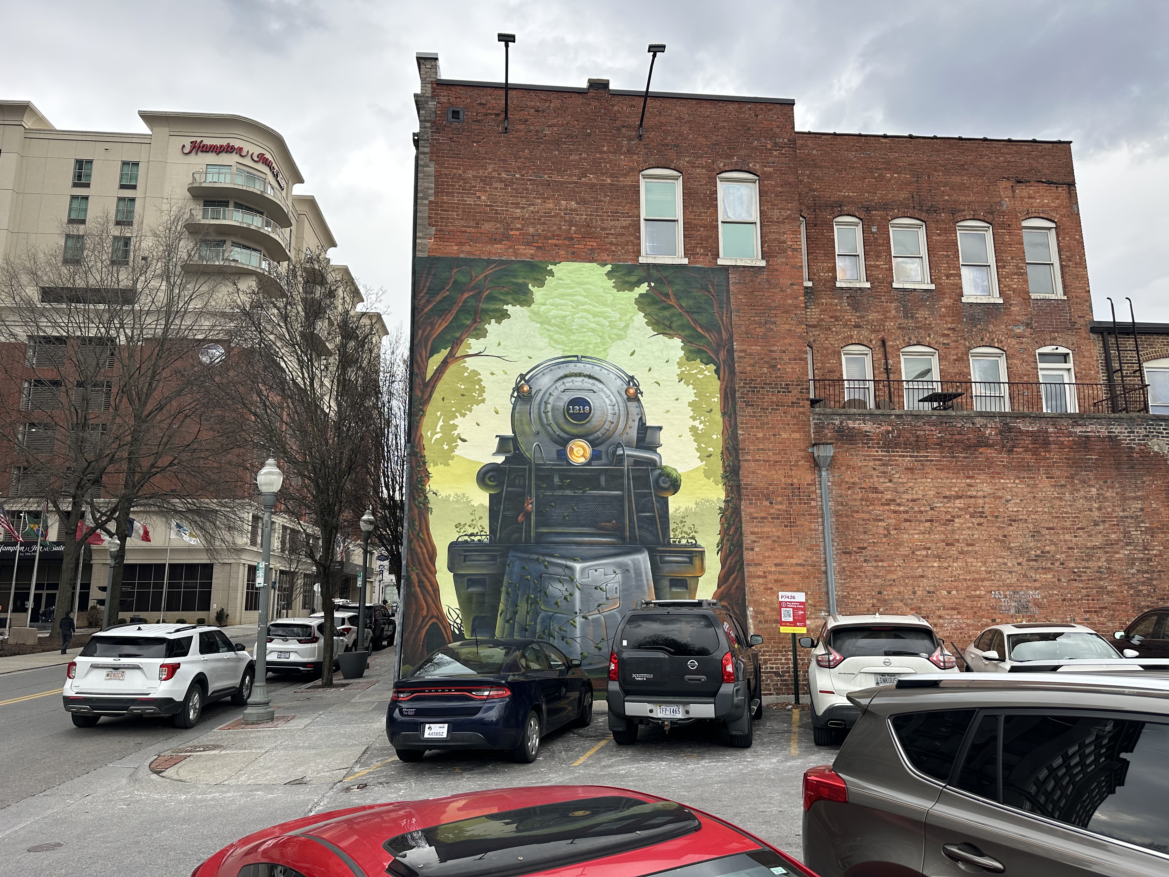 mural in Roanoke by artist unknown.