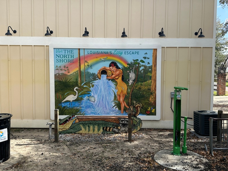 mural in Abita Springs by artist unknown.