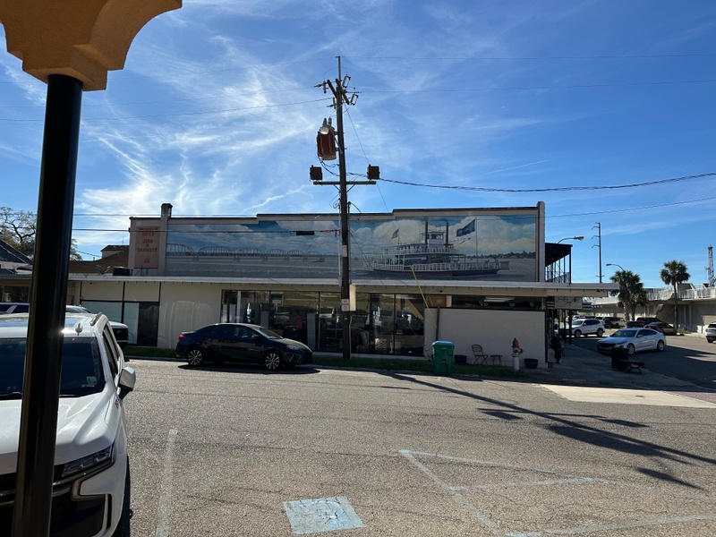 mural in Morgan City by artist unknown.