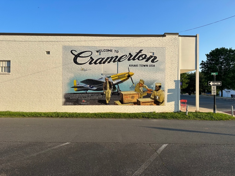 mural in Cramerton by artist unknown.