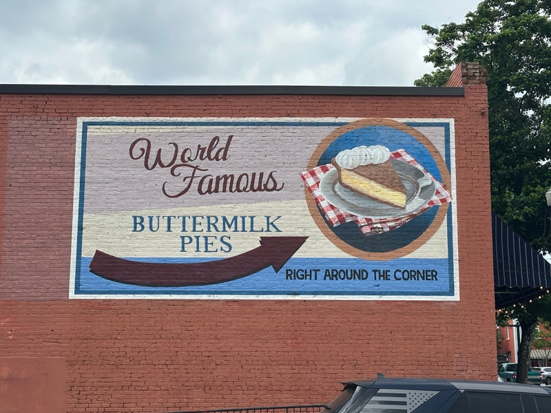 mural in Greensboro by artist unknown.