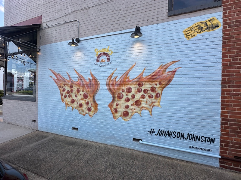 mural in Forsyth by artist unknown.