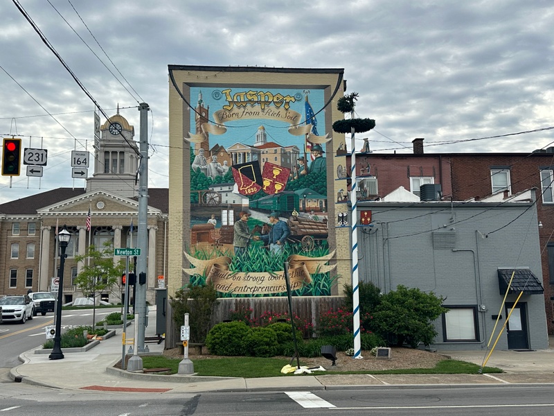 mural in Jasper by artist unknown.