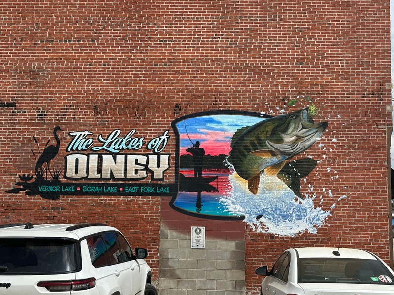 mural in Olney by artist unknown.
