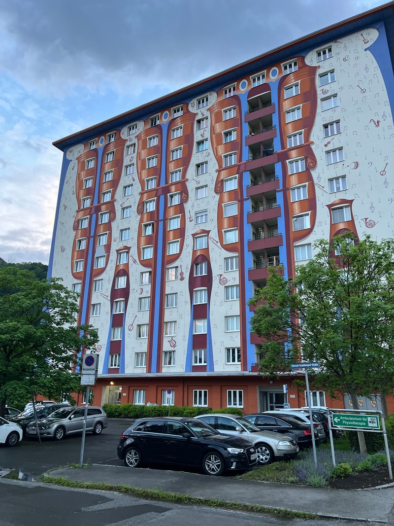 mural in Kapfenberg by artist unknown.