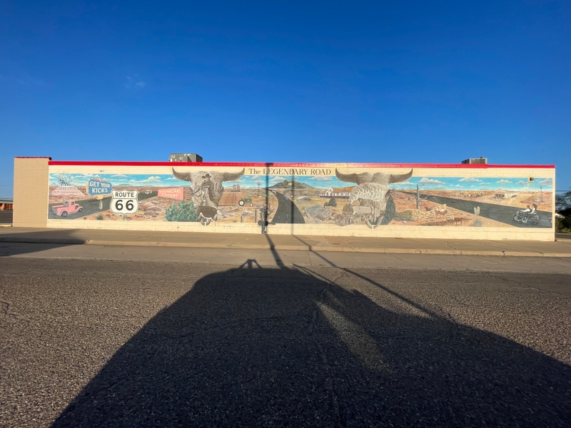 mural in Tucumcari by artist unknown.