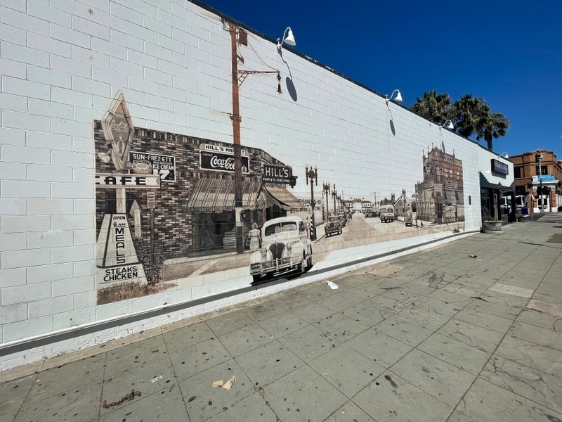 mural in San Diego by artist unknown.