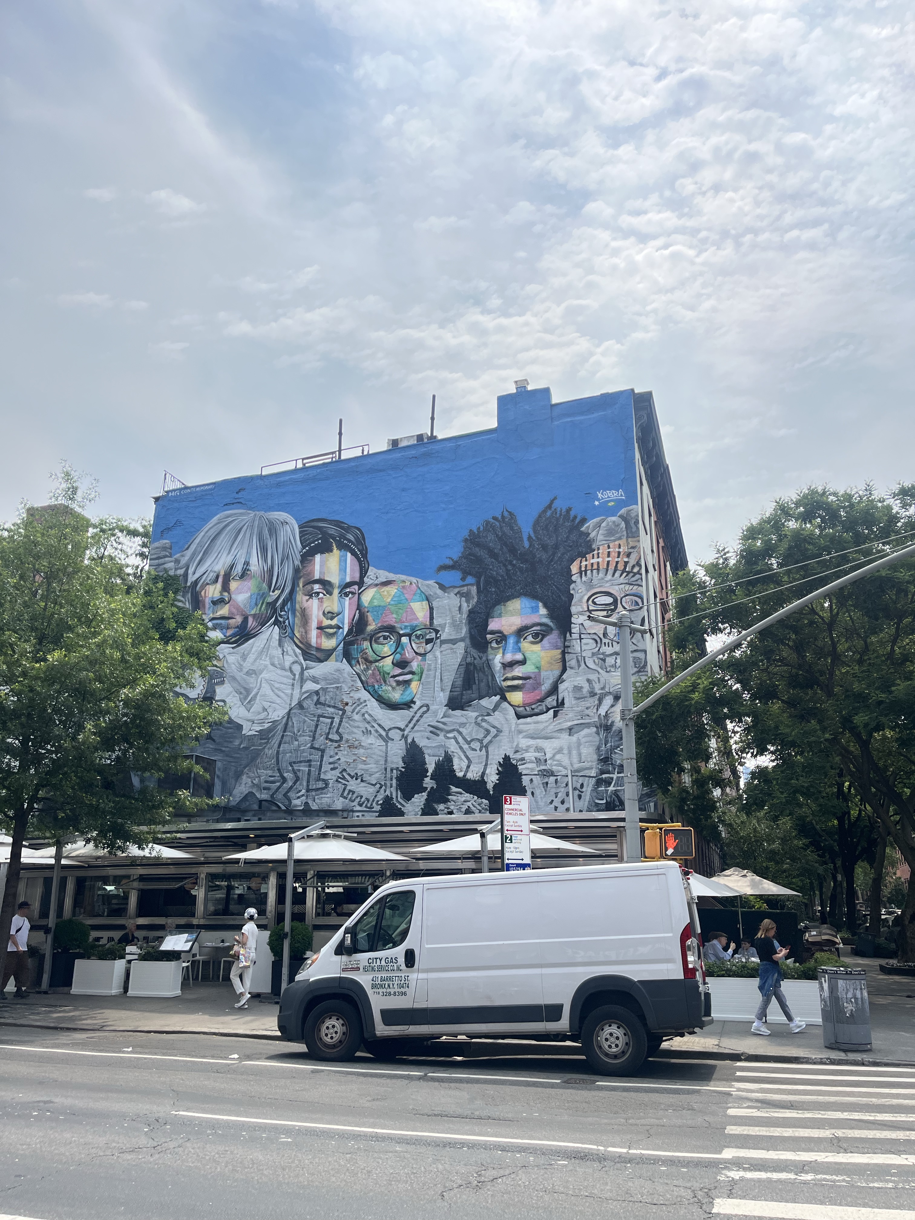 mural in New York by artist Eduardo Kobra. Tagged: Andy Warhol, Keith Haring