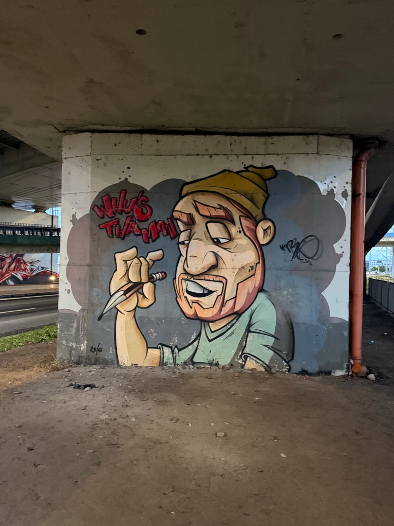 mural in Szczecin by artist unknown.