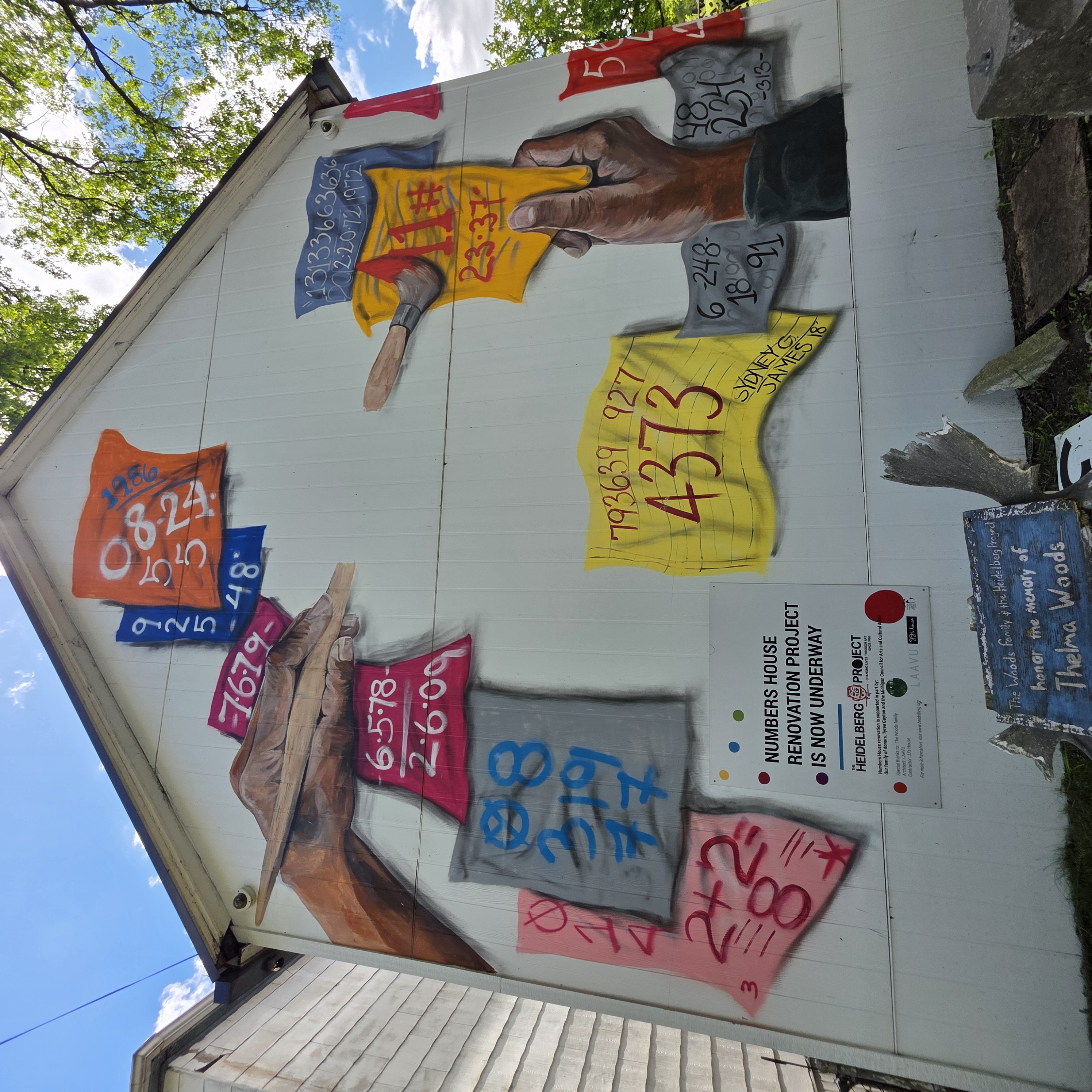 mural in Detroit by artist unknown.