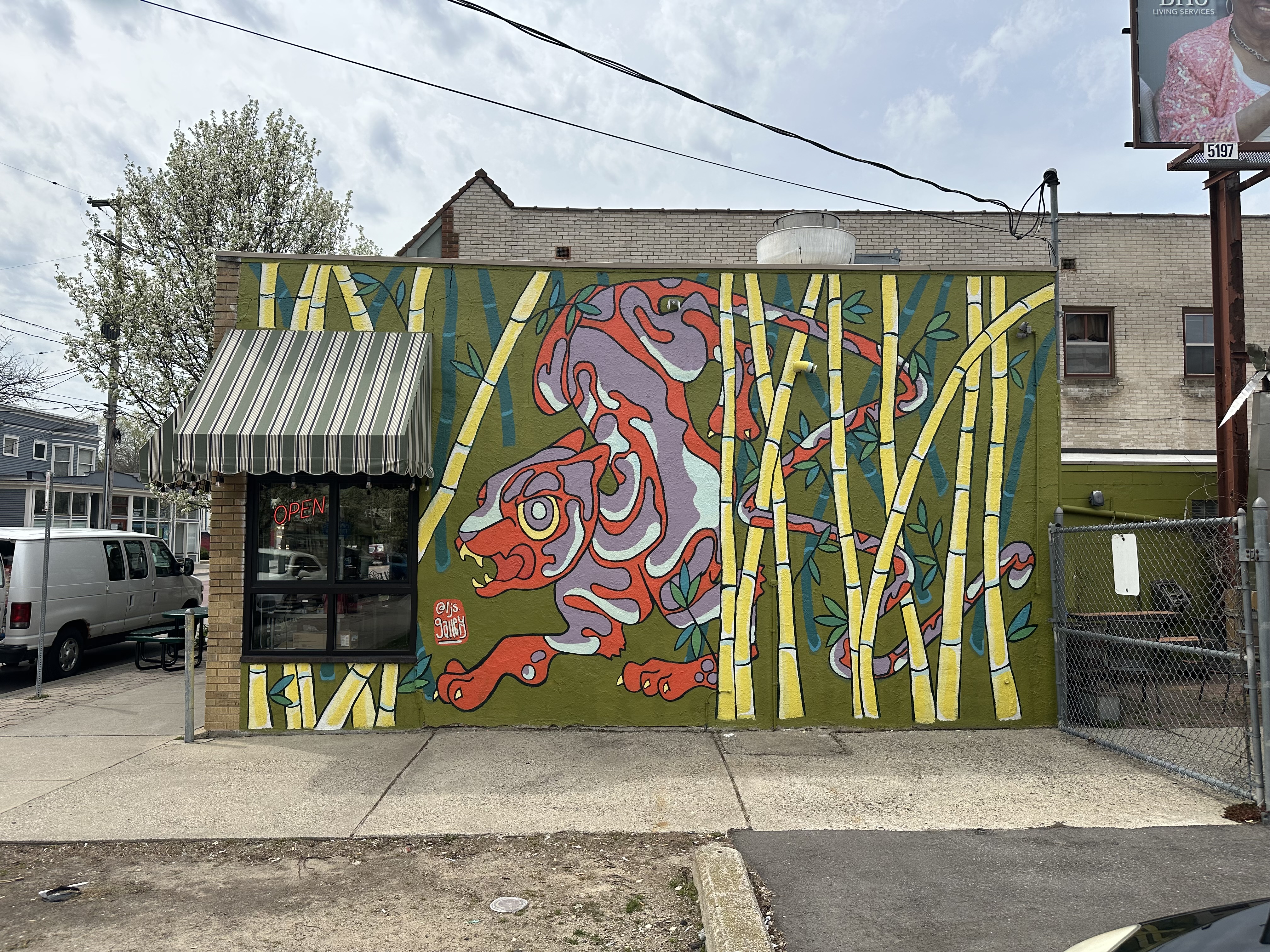 mural in Grand Rapids by artist unknown.