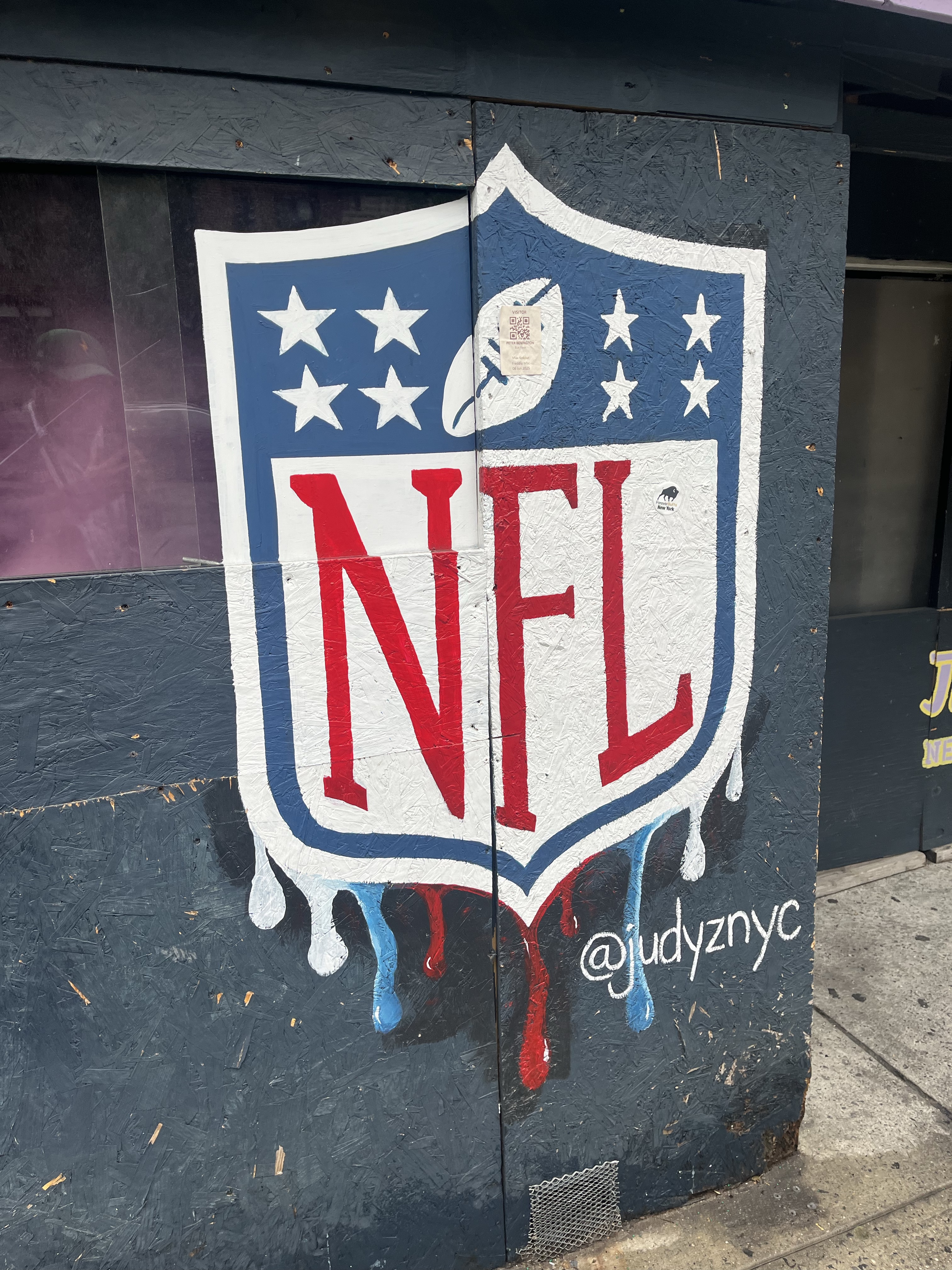 mural in New York by artist unknown.