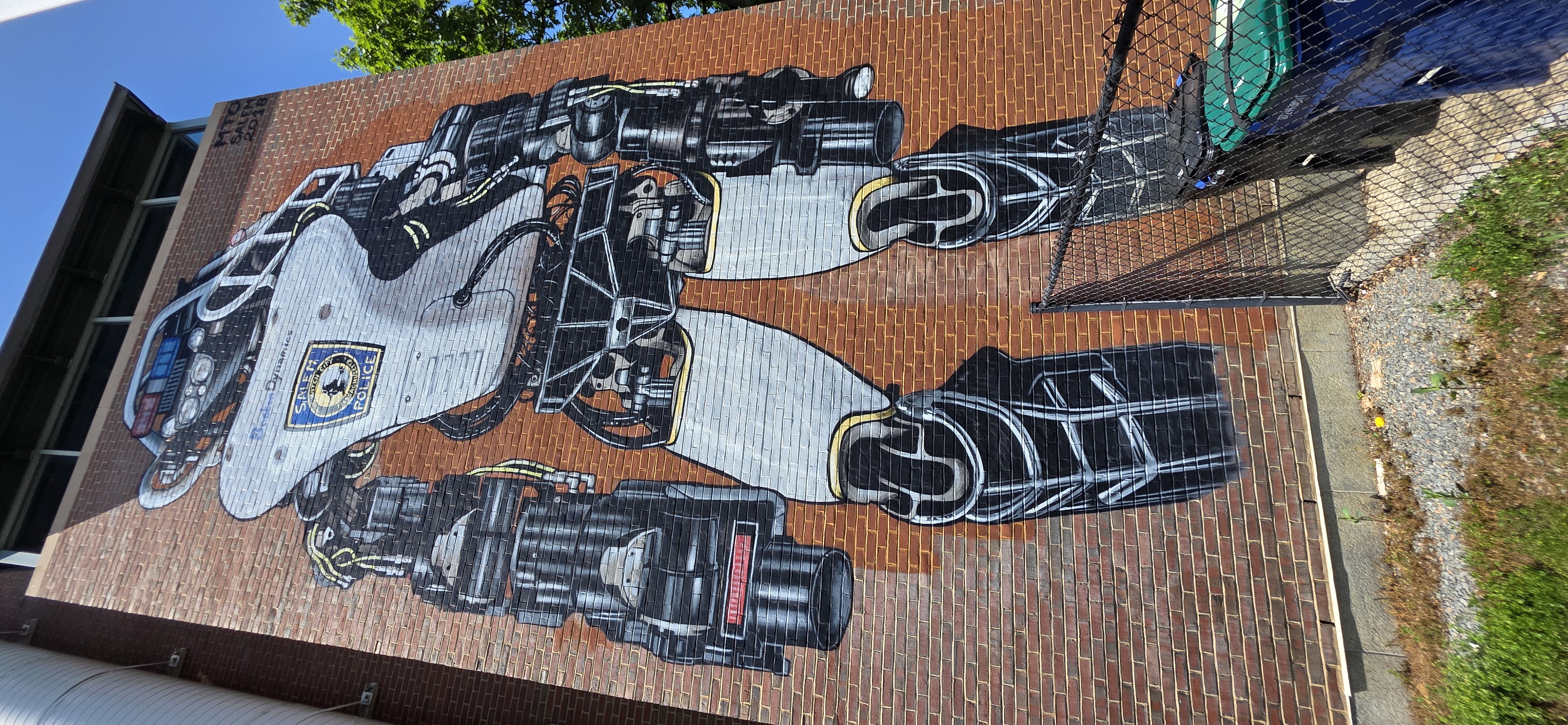 mural in Salem by artist MTO.