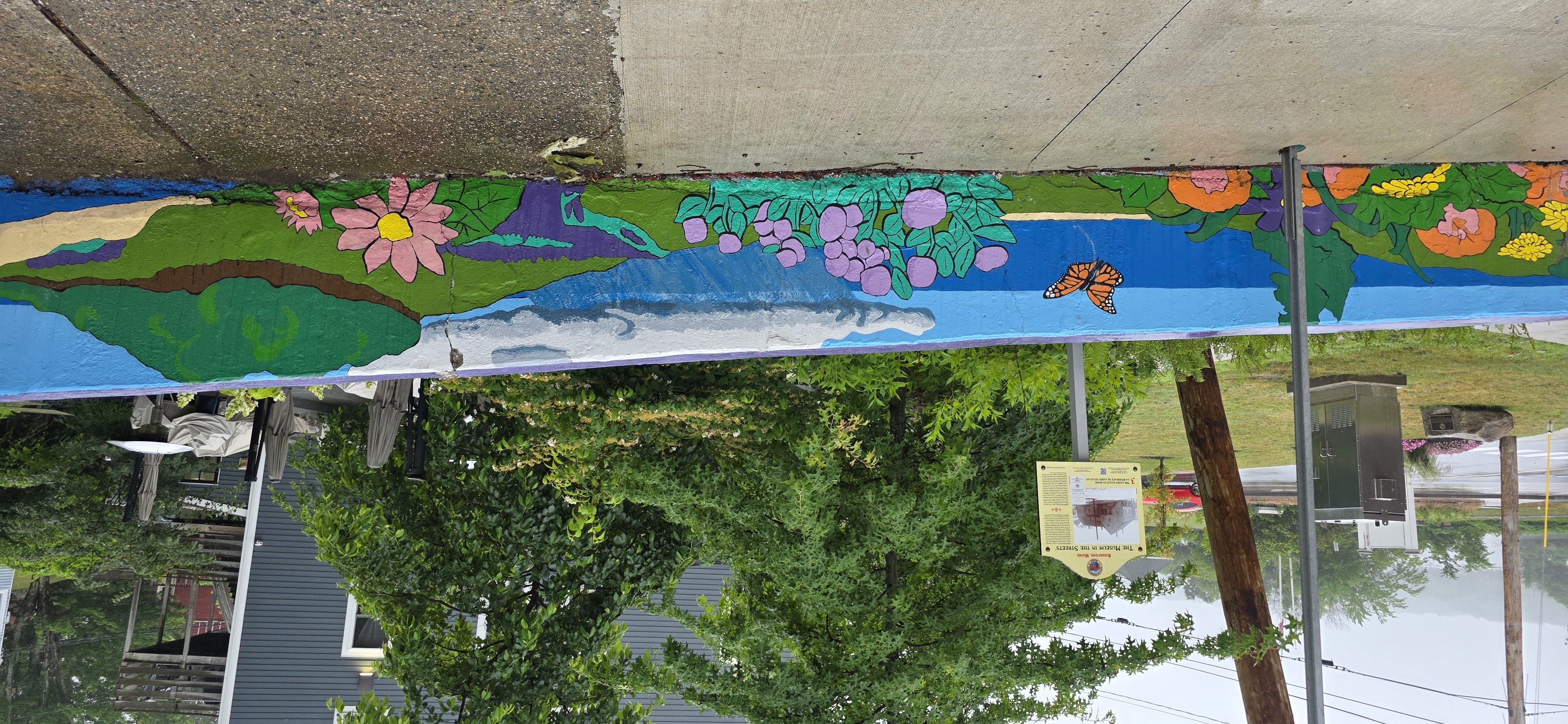 mural in Biddeford by artist unknown.