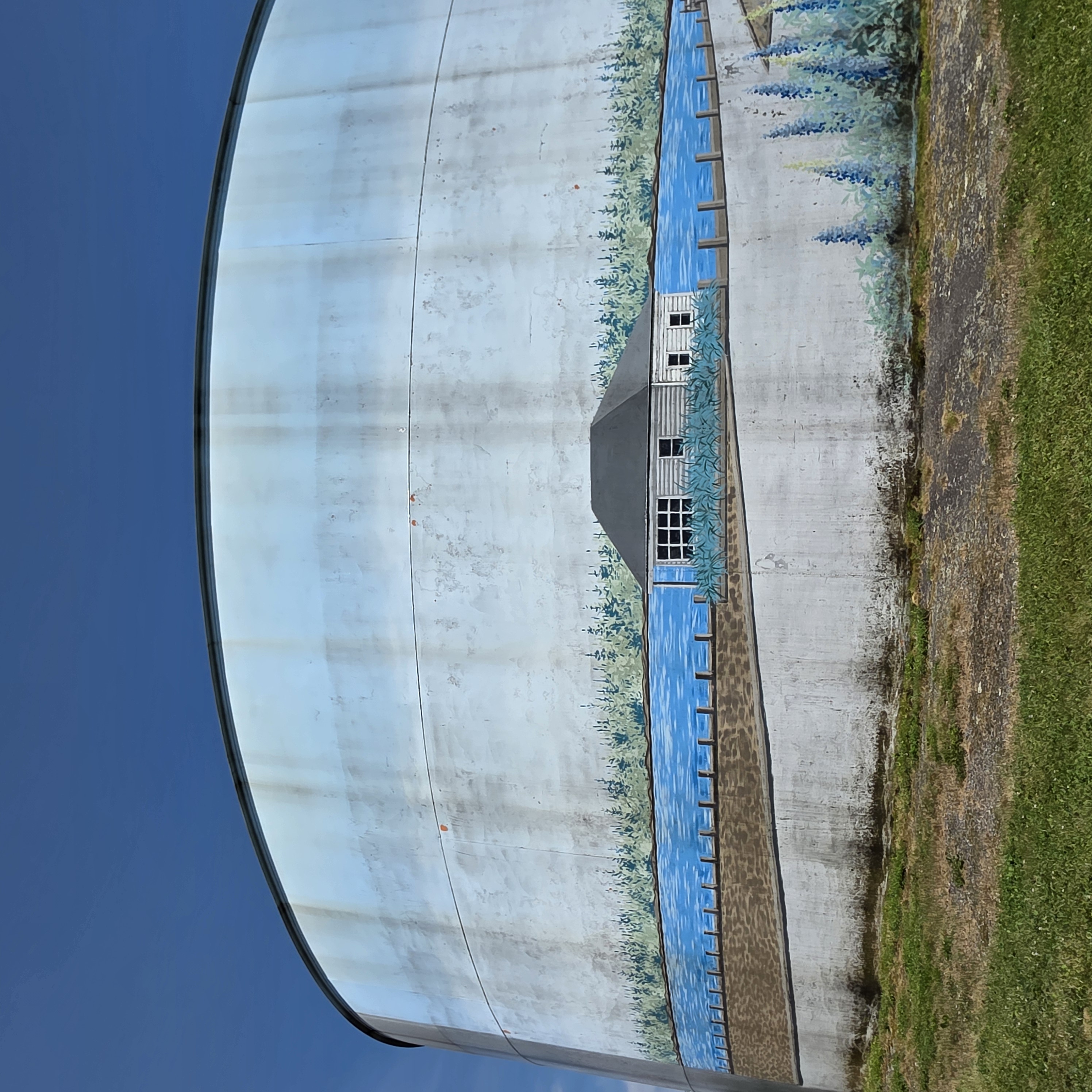 mural in St. Andrews by artist unknown.