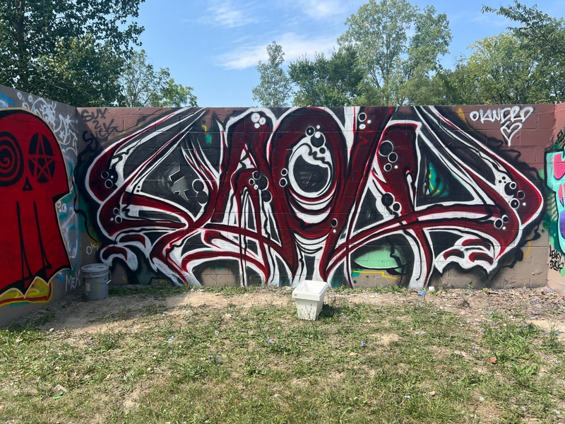 mural in Detroit by artist unknown.