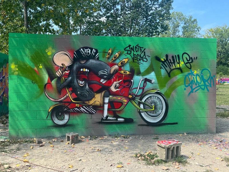 mural in Detroit by artist unknown.