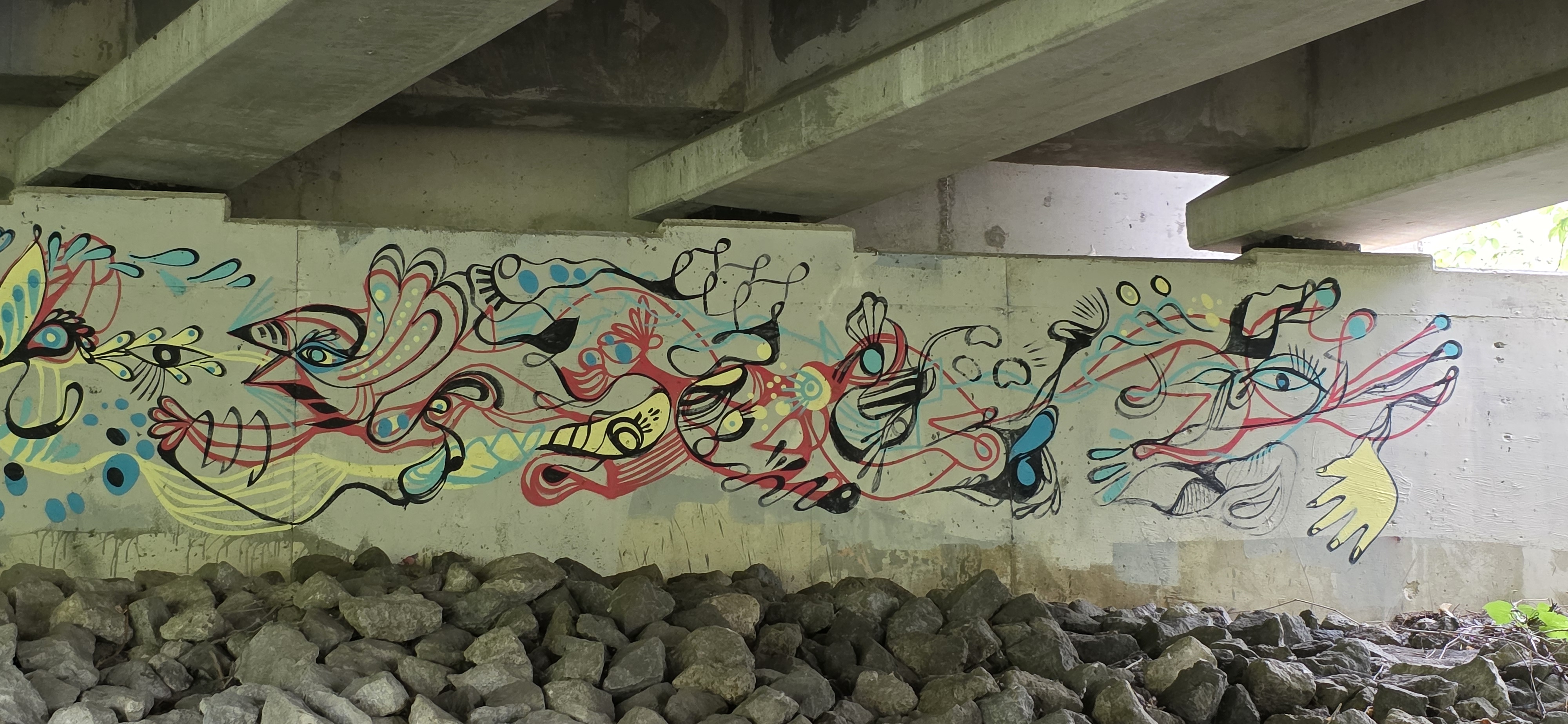 mural in Toronto by artist unknown.