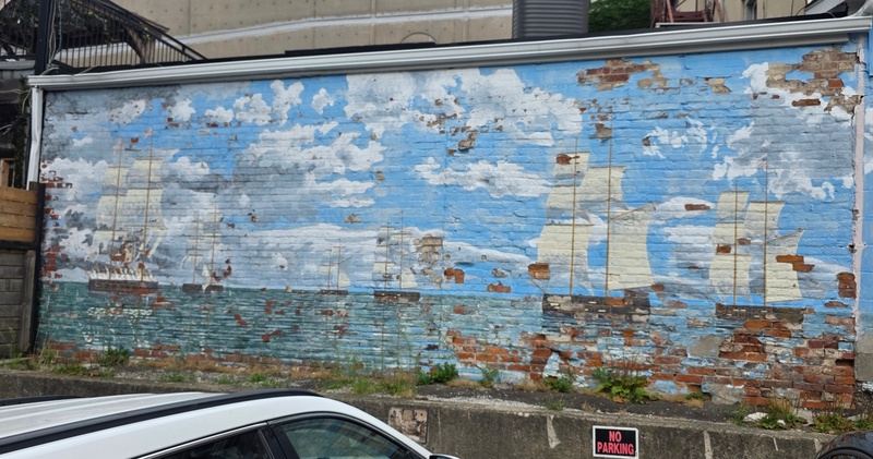 mural in St. Catharines by artist unknown.