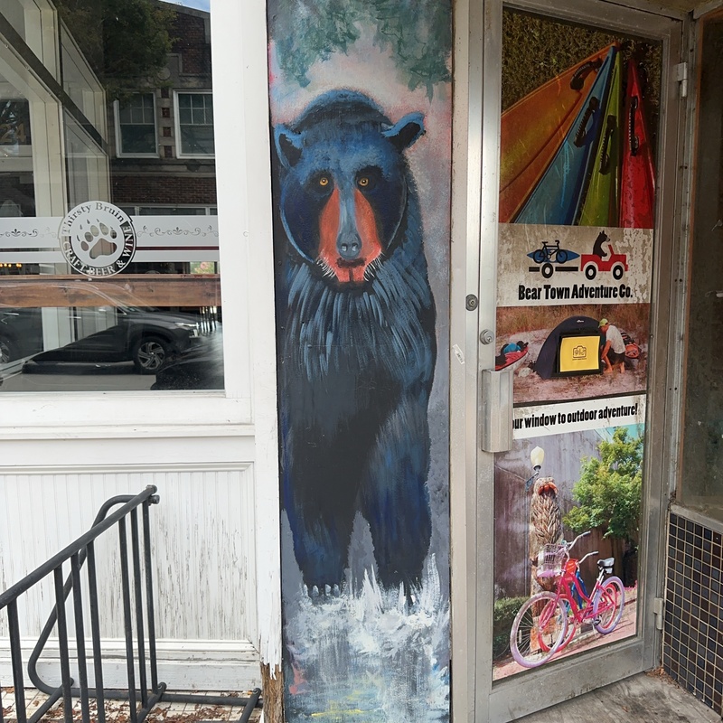 mural in New Bern by artist unknown.