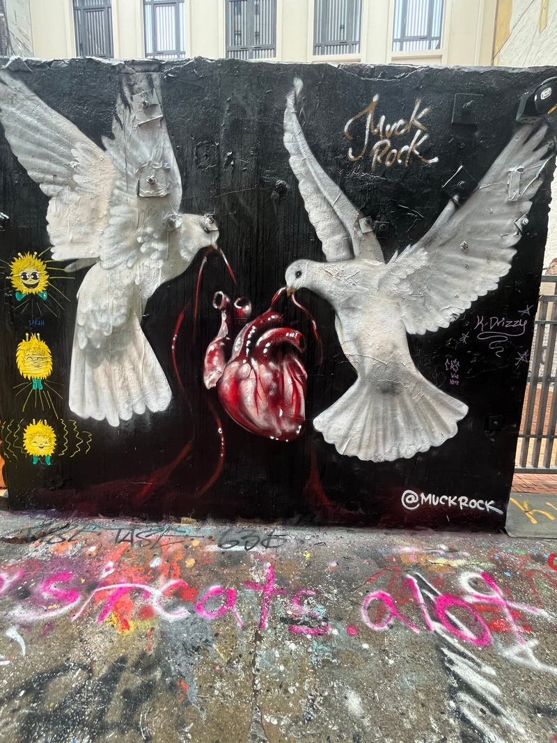 mural in New York by artist Jules Muck.