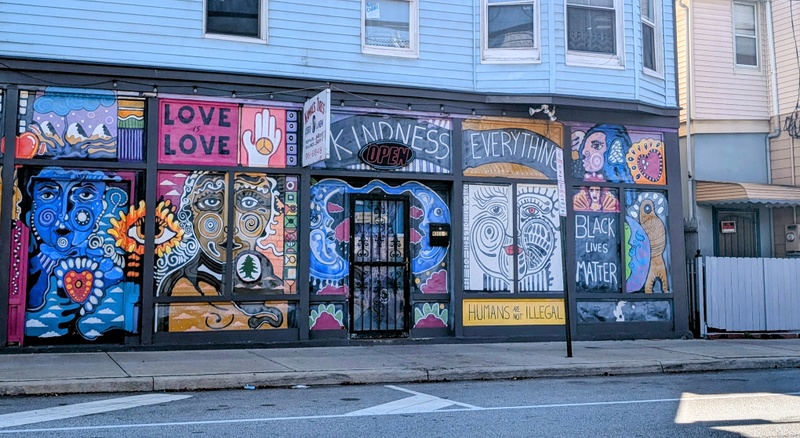 mural in Cleveland by artist unknown.