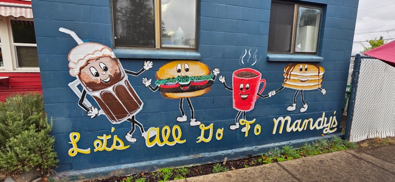 mural in Eugene by artist unknown.