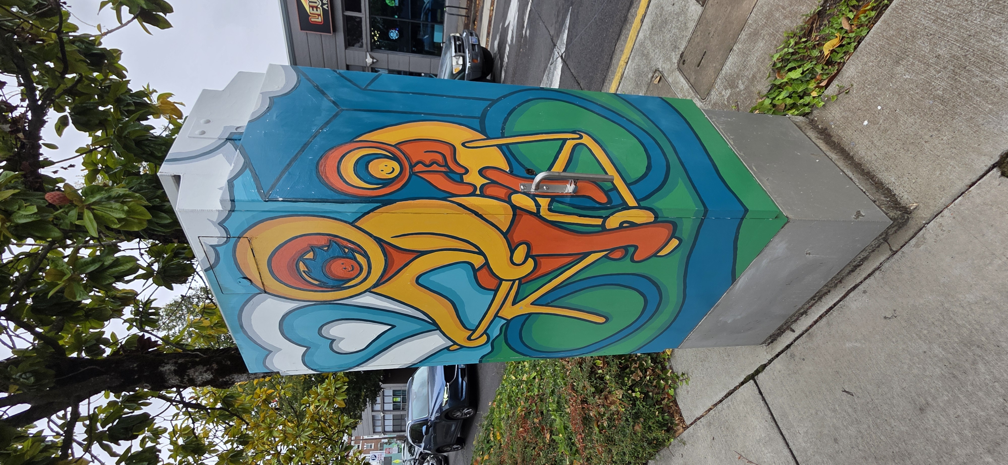 mural in Eugene by artist unknown.