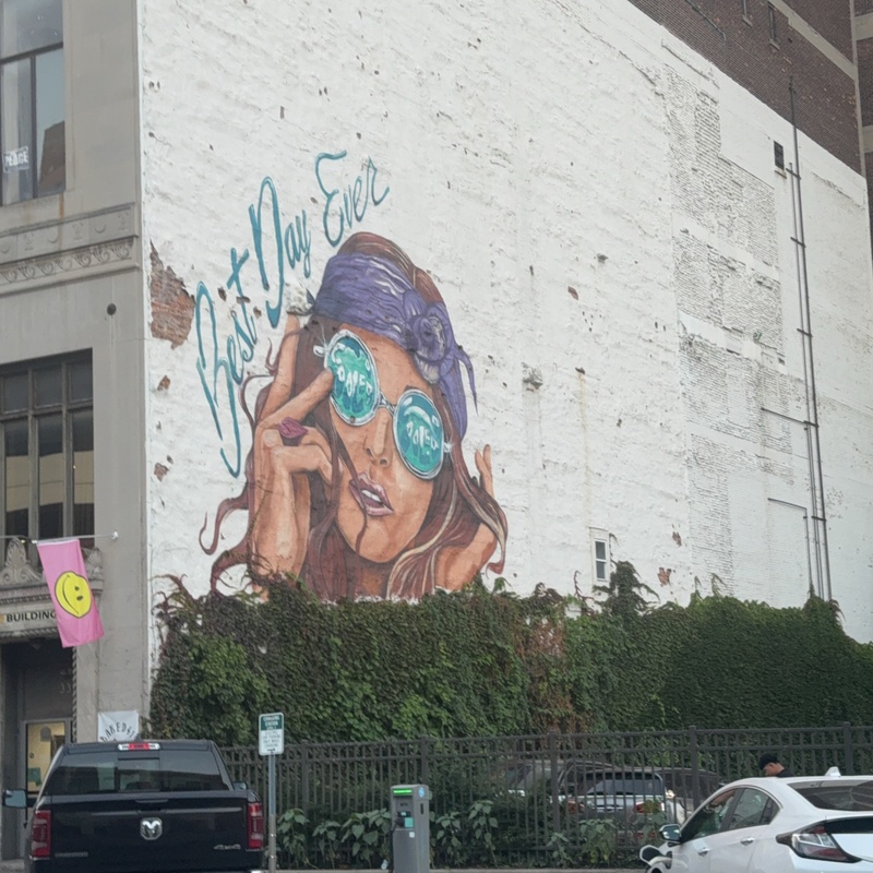 mural in Toledo by artist unknown.