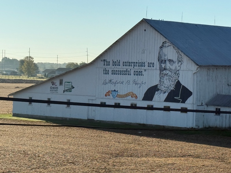 mural in Fremont by artist unknown.