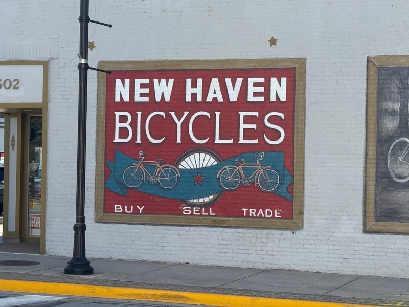 mural in New Haven by artist unknown.