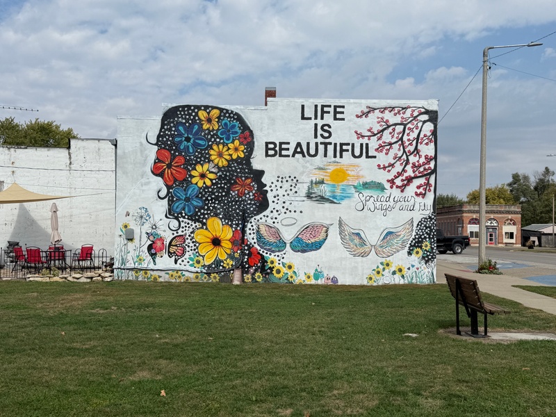 mural in Salem by artist unknown.
